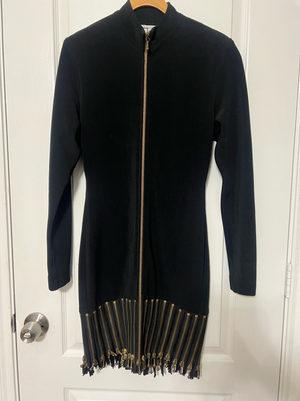 Tadashi Shoji Vintage Black Zipper Dress – Size Small